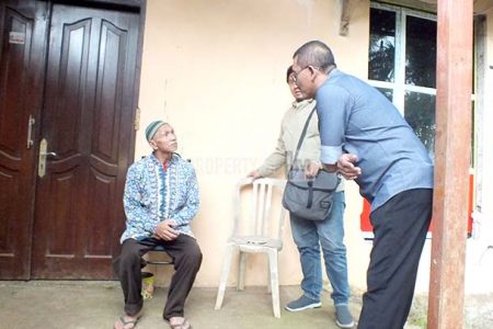 Gubernur Bantu Penangguhan Penahan Petani Tersangka Pencurian Kayu Perhutani