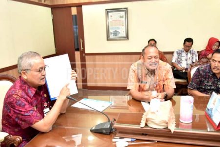 Lebih Hemat, Kantor Pemerintahan di Jateng Didorong Pakai PLTS Atap