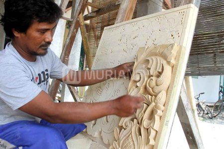 foto-proses-pembuatan-ukir-batu-paras-khas-kudusan