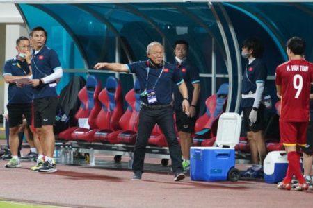 Setelah Daging Babi, Park Hang Seo Kini Minta Disediakan VAR