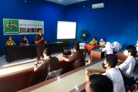 Kunjungi Sekolah, Kejaksaan Negeri Kudus Ajak Siswa Jaga Integritas Sejak Dini