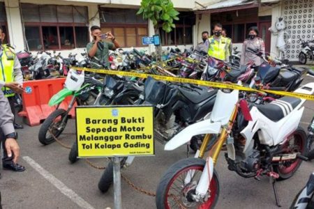 Terobos Tol Hingga Viral di Medsos, 21 Kendaraan Supermoto Disita Polisi