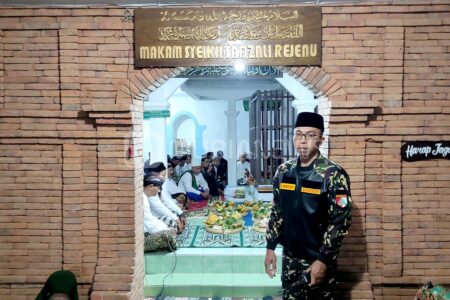 Syekh Hasan Sadzali Rejenu Kudus, Penyebar Islam Kaya Raya yang Menyepi di Muria