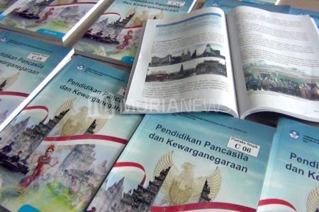 Materi Buku PPKn soal Trinitas di Kudus Kini Telah Direvisi