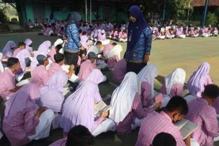 Dorong Minat Membaca, SMPN 2 Tayu Pati Gelar Readathon