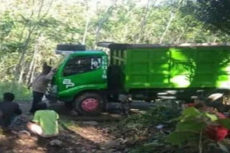 Merinding, Sopir di Semarang Tersesat di Kuburan usai Beri Tumpangan 2 Wanita Cantik