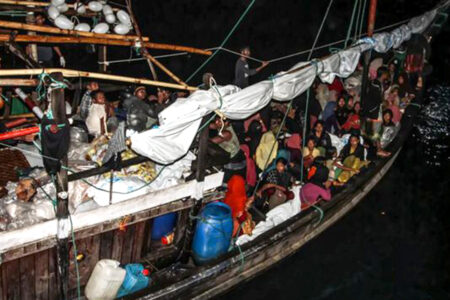 110 Pengungsi Rohingya Terdampar di Aceh