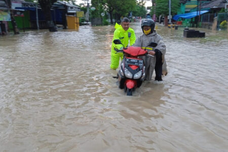 banjir-hingga-tanah-longsor-terjadi-di-grobogan